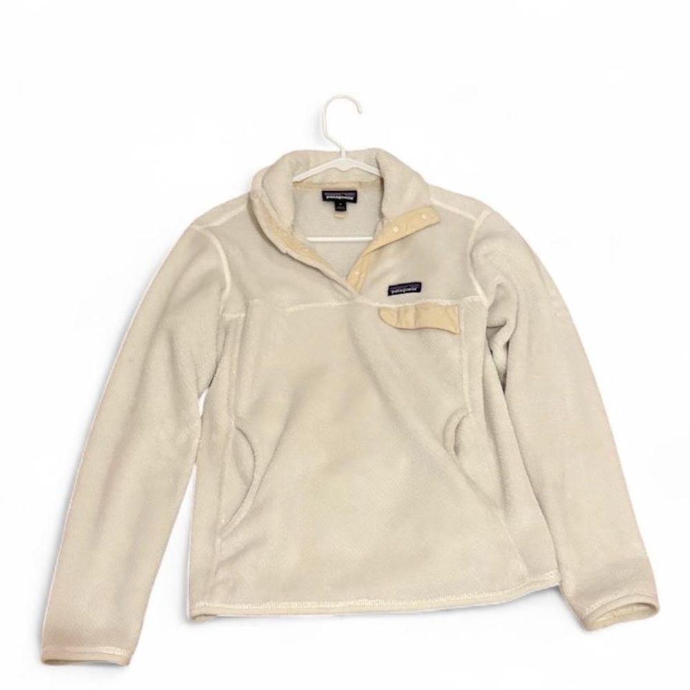 Patagonia Cream Fleece Quarter-Snap Pullover